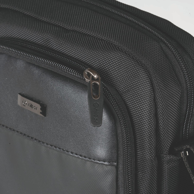 کیف رودوشی نیلپر توریستر مدل گیوان NTLM671