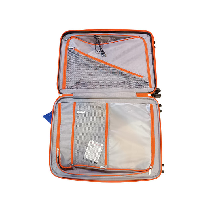 فضای داخلی چمدان سامیت